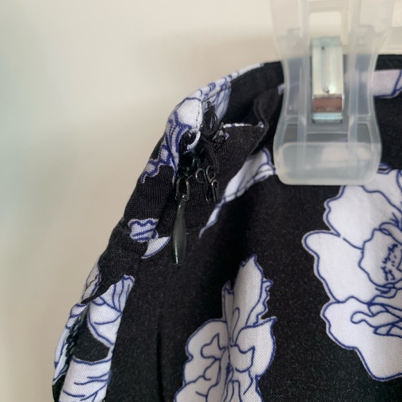 Le Chateau Faux Wrap High Low Skirt - Picture 4 of 6